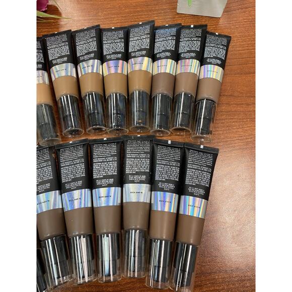 Lot Of 16 E.L.F Camo CC Cream Full Coverage Many Shades and Colors OPEN BOX - Picture 8 of 11